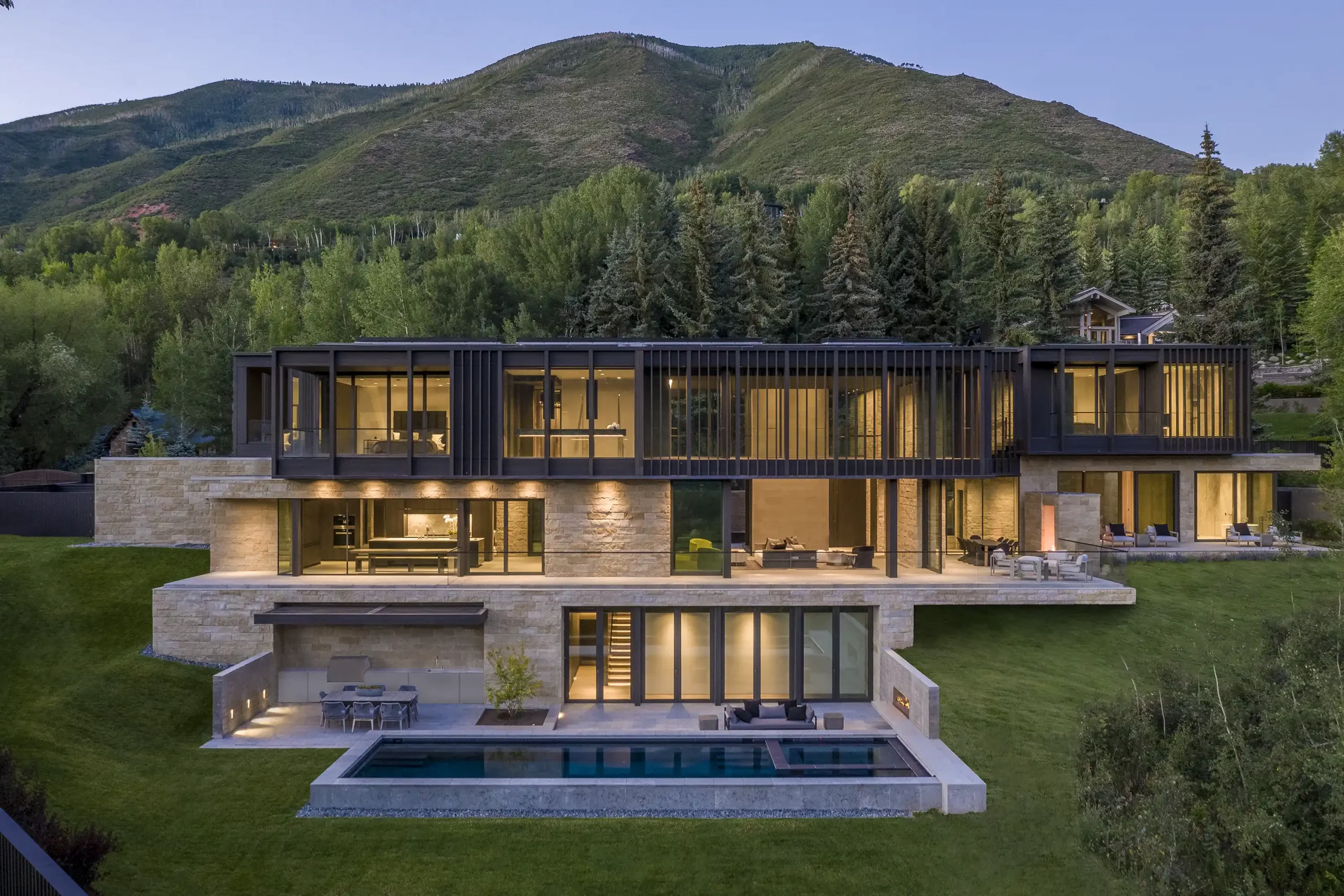 Ro_Rockett_Design_Mountain_House_Drone0123