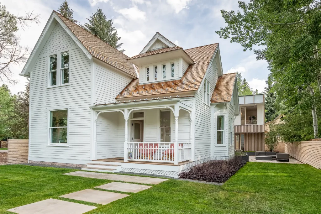 Aspen West End