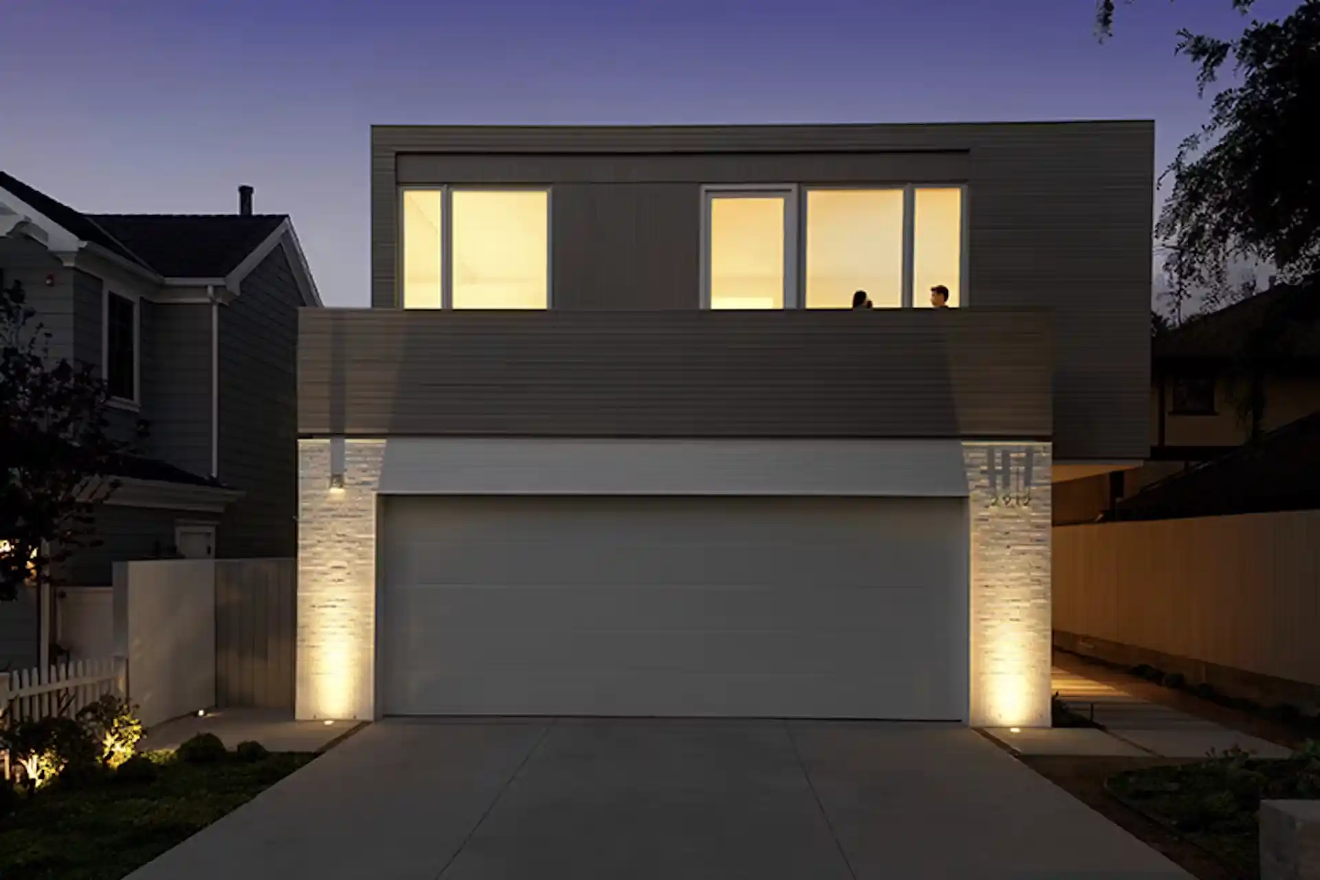 Ro_Rockett_Design_Dwell_Manhattan_Beach_Exterior-2 Modern Luxury Aspen Cover